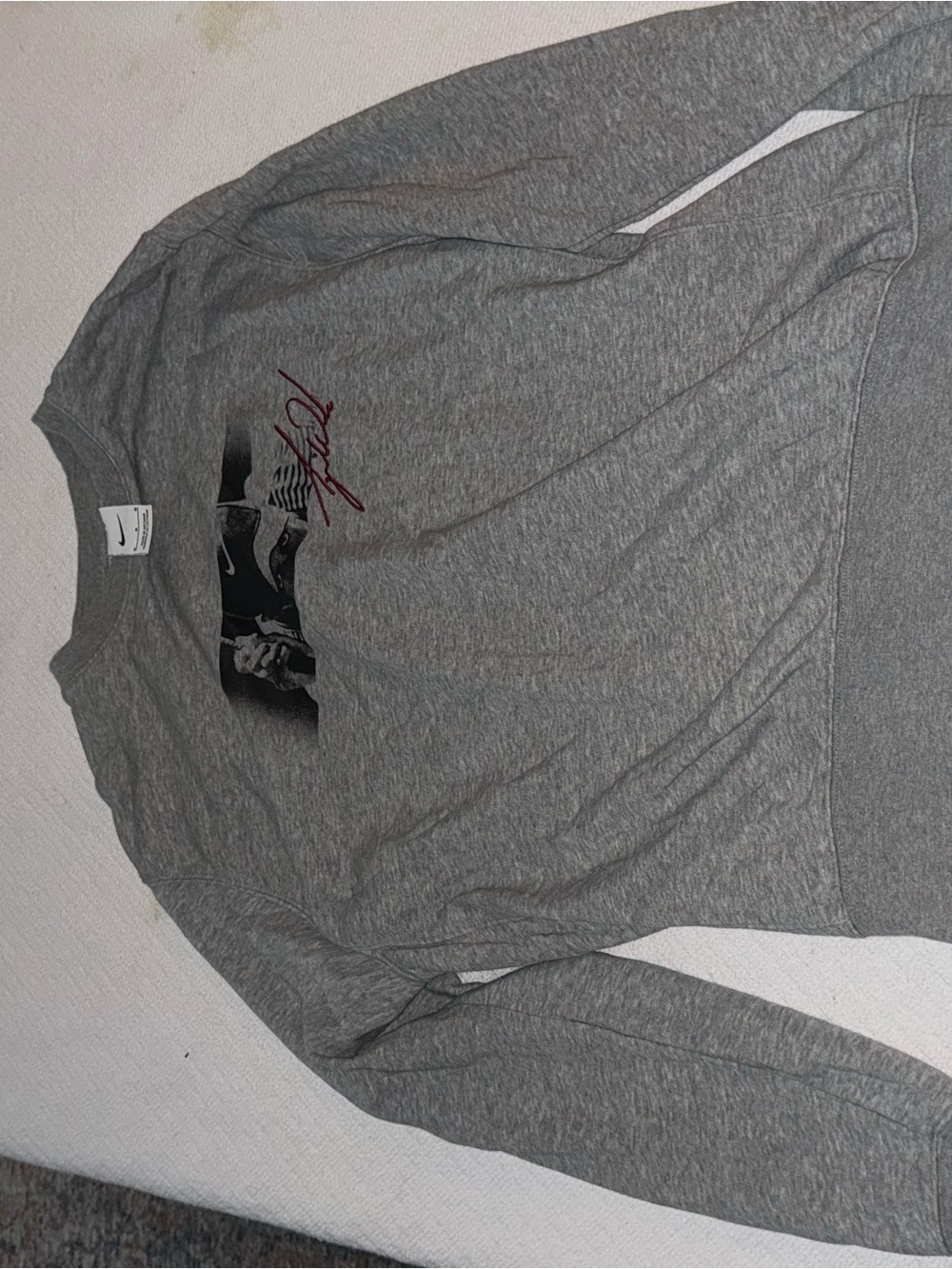 Nike Grey Long-Sleeve Graphic Crewneck Pullover